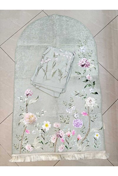 My first response سجاد صلاه ملكي جديد