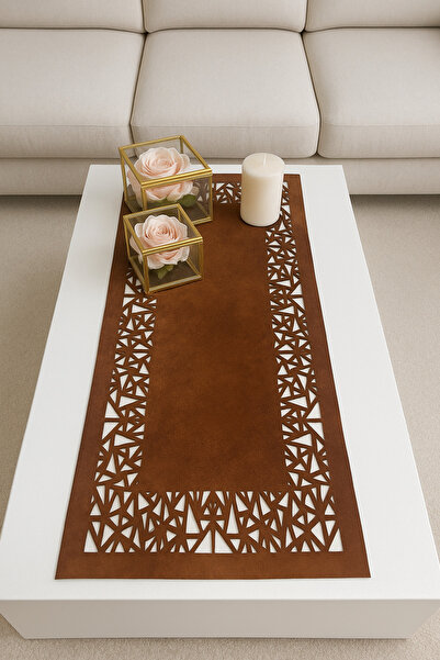 Ergüven Home Runner din țesătură din piele intoarsa cu model triunghi geometr...