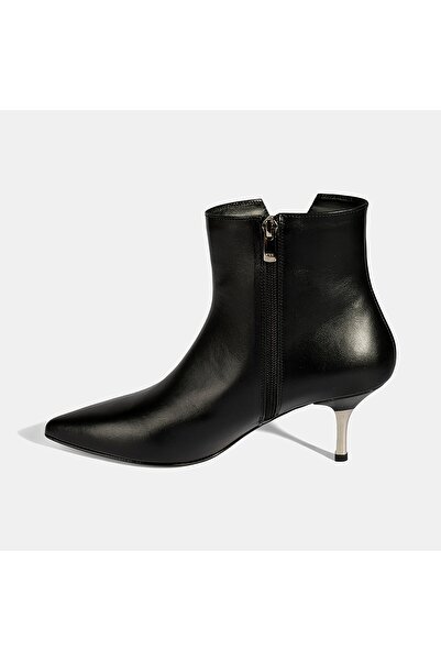 Desa Women's Black Thin Heeled Pointed Toe Leather Boots