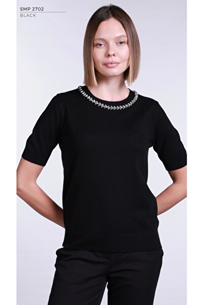 Sempre Tricot Bluse with Stone Detail on the Collar