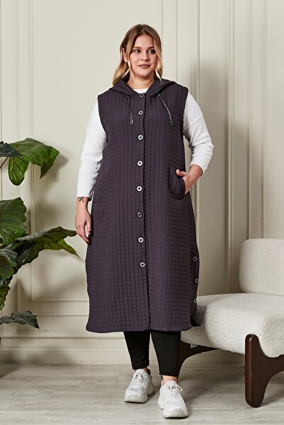 Ferace Women's Plus Size Buttoned Quilted Vest