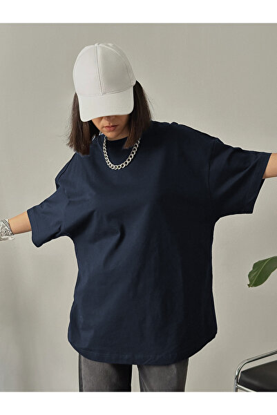 YAKAMEL TRICOU UNISEX OVERSIZE BASIC CU MÂNECĂ SCURTĂ, CU FORMĂ LARGĂ