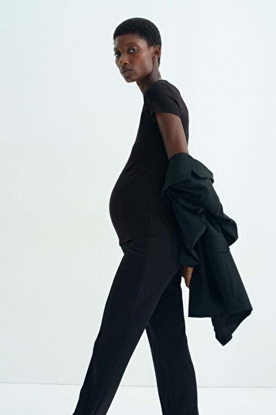 H&M MAMA Fitted T-shirt