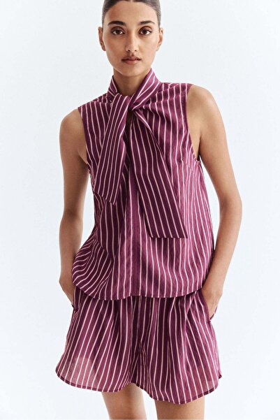 H&M بلوزة برباط على الرقبة