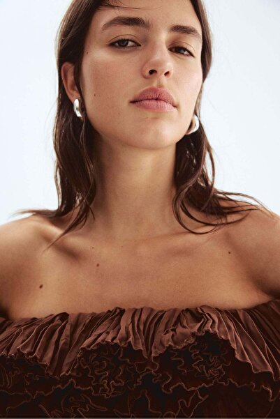 H&M Pleated off-the-shoulder dress