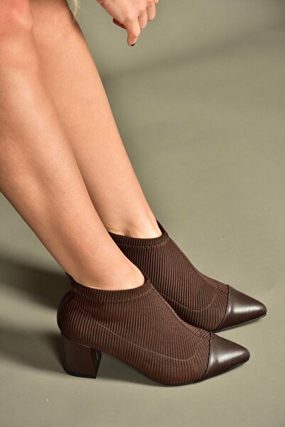 Fox Shoes V820178004 Brown Knitwear Fabric Thick Heeled Women's Boots
