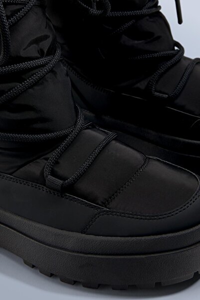 Oysho Lace-up après-ski boot with fur collar