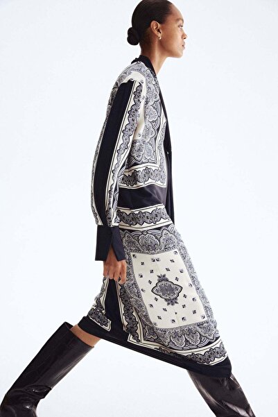 H&M Scarf-collar satin dress