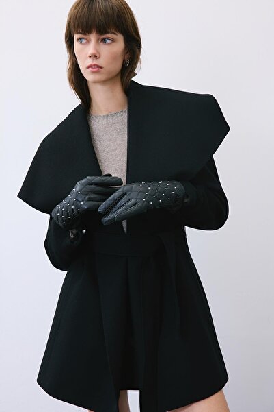 rue Black Faux Leather Gloves with Accessory Detail