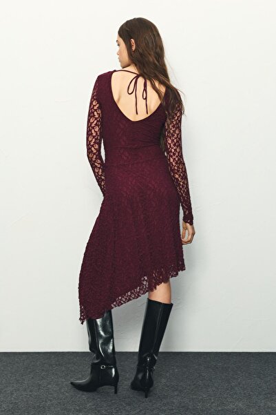 Pull & Bear Lace midi dress
