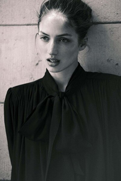 H&M Bow-collar shirt dress