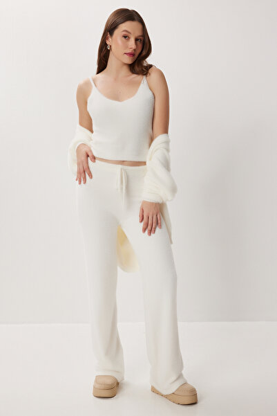 Lovelyİstanbul Soft Textured 3-Piece Bottom-Top Set Lkb0017 Ekru