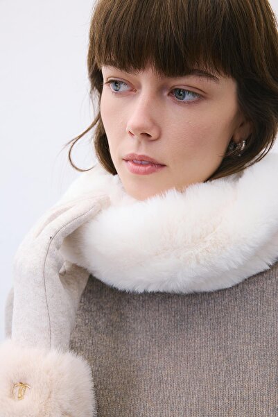 rue Feather Textured Ecru Fur Scarf