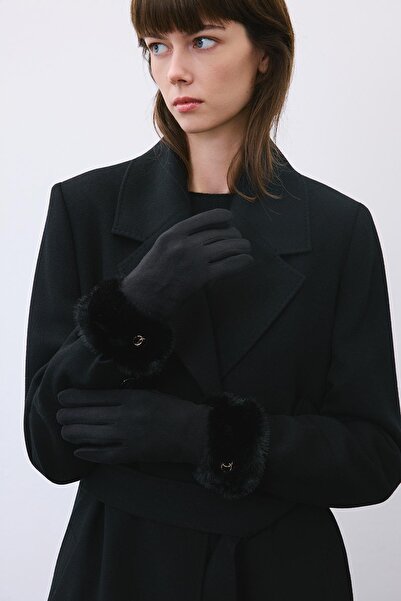 rue Black Touchscreen Gloves with Fur Detail