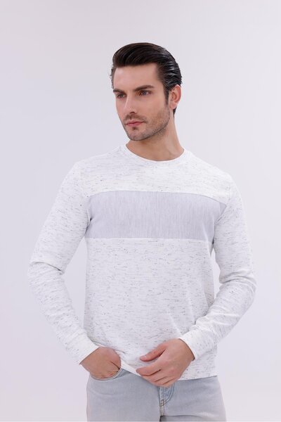 yakamor Men's Zero Collar Front Parted Sweat