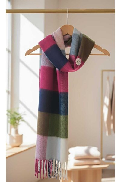 Tradinyom Soft and Warm Feminine Knitwear Neck Scarf in Fashionable Colors – for a Cozy Winter