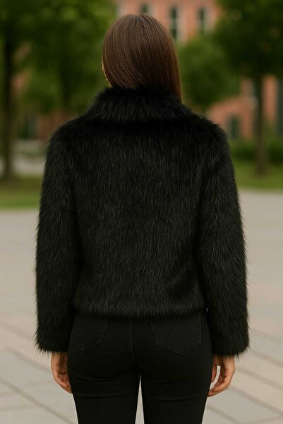 ECK MODA Women's Zipper Detail Plush Coat with Side Pockets