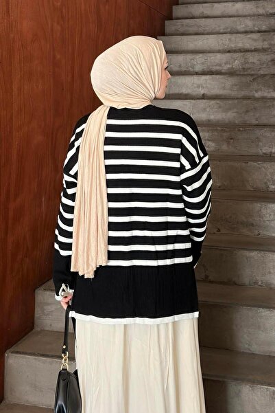 lamelif White Striped Knit Sweater Black