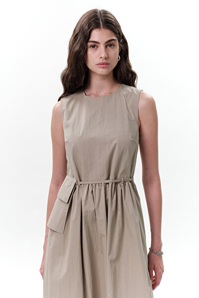 Manuka Belt Detail Sleeveless Dress Green