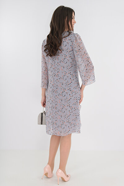 Vanessa Line RO Elegant gray dress with Printed and layered look
