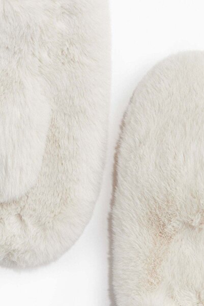 H&M Fluffy mittens