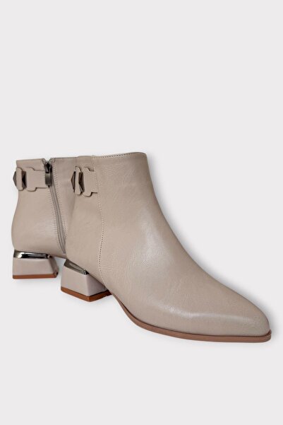 Liger Buckle Detailed Pointed Toe Heeled Women's Boots Beige