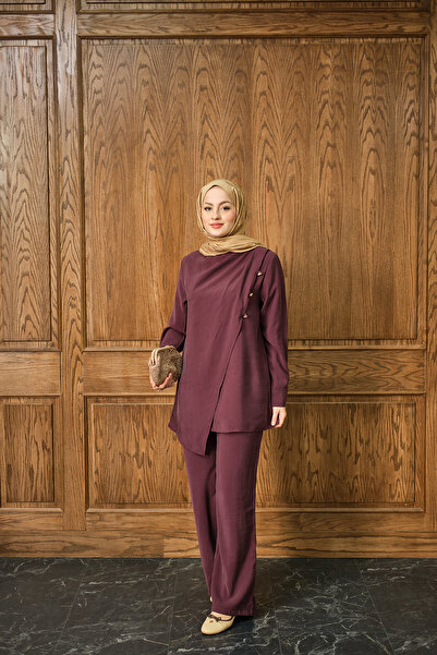 LOCCO Women's Side Button Detail Suit Claret Red