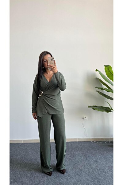 Pera طقم بونيتا بأزرار على الجهتين مع إكسسوارات ياقة - كاكي