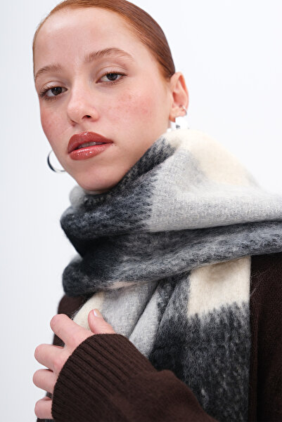 Addax Kare Desenli Şal13