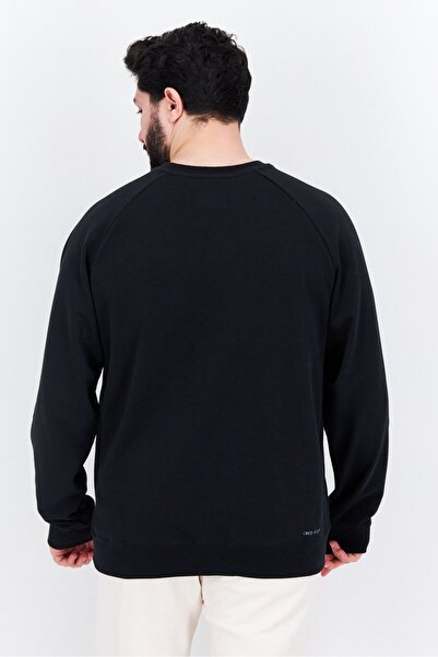 Nike Men Sportswear Fit Long Sleeves Outdoor Sweatshirt, Black