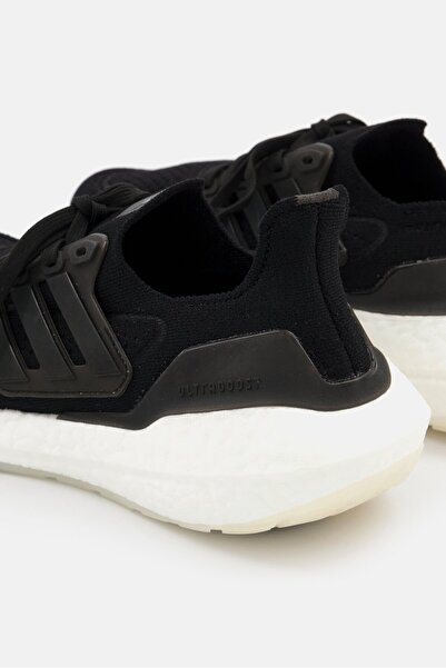 adidas Kids Boy Ultraboost 21 Lace Up Sports Shoe, Black/White