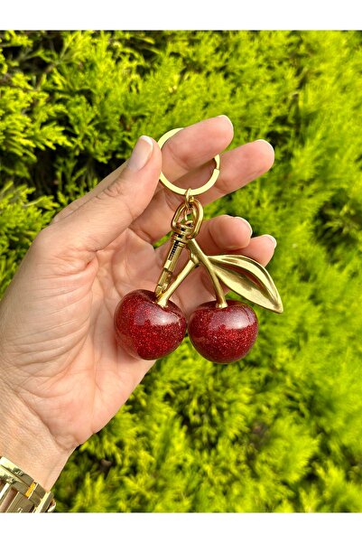 EbruVogue حقيبة تشارم باللون الأحمر (معدن مُعتَّق)