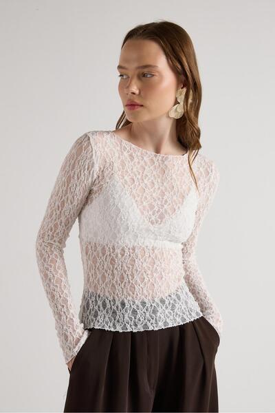 minaaise Women's Ecru Transparent Lace Short Stretch Fabric Blouse 30051