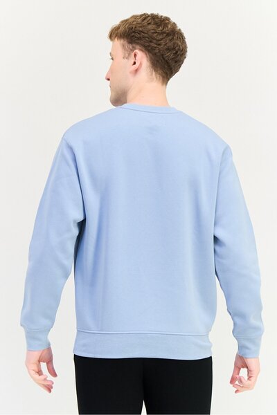 Nike Men Sportswear Fit Long Sleeve Outdoor Sweatshirt, Light Blue