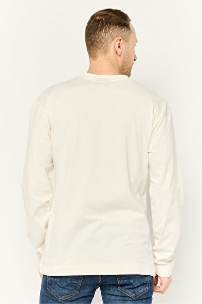 collusion Men Ribbed Collar Long Sleeves Brand Logo T-Shirt, Ivory
