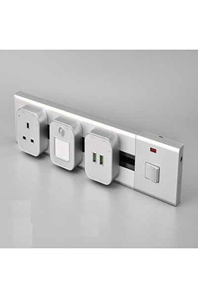 PARL A 40cm electrical outlet with a unique and modern design that adds a more beautiful touch to the walls.