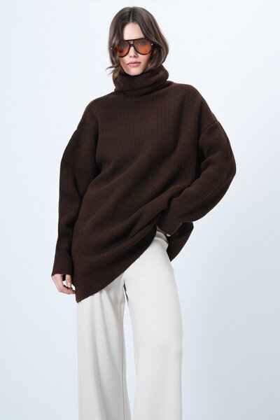 VAGGON Women's Bitter Brown High Neck Corded Fabric Knitwear Sweater Vs01518