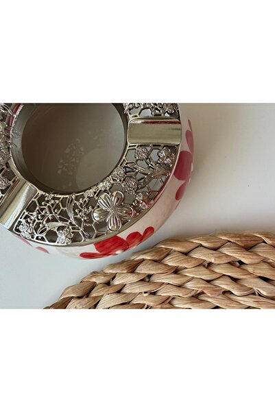 Bumelo Red Floral Round Ashtray