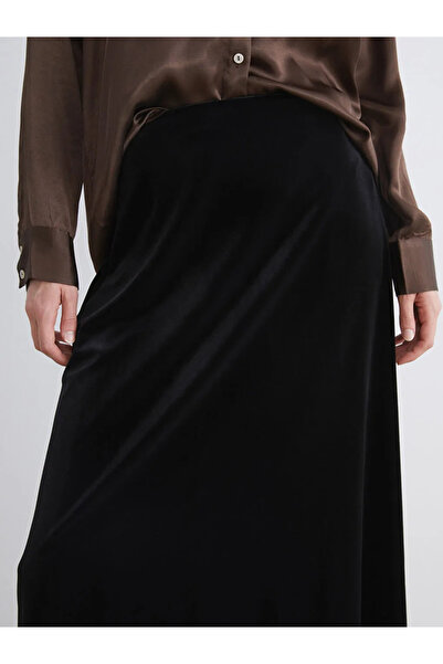 LC Waikiki LCWAIKIKI Κλασική μαύρη βελούδινη φούστα με ελαστική μέση σε γραμμή Α
