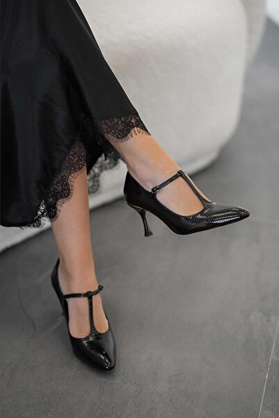 Parponi Marry women's strappy heeled patterned leather shoes black