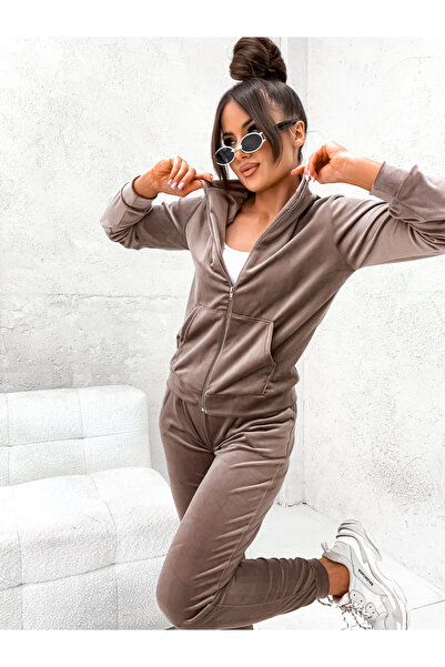 UniqueStore.ro Cappuccino velvet tracksuit with loose fit - S/M