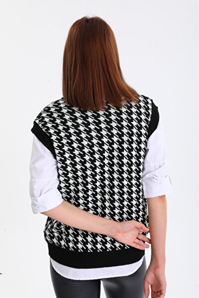 Abasic Sweater Knitwear with Goose Feather Detail