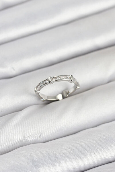 shopwave خاتم نسائي من النحاس الفضي اللون مزين بحجر الزركون على شكل عظمة