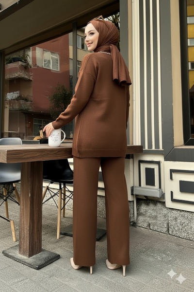 New Deux Women's Stripe Accessory Detailed Knitwear Jacket Set