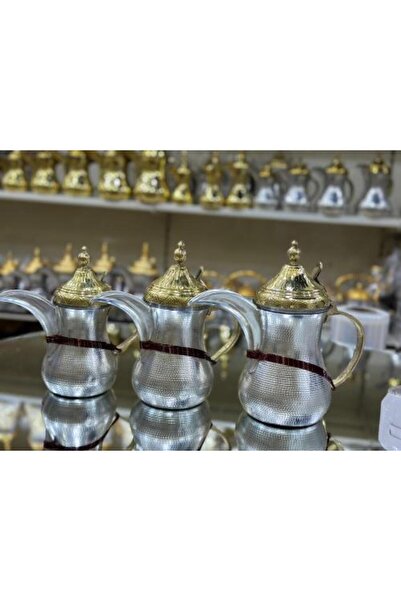 United طقم دلال + طقم اباريق نحاس