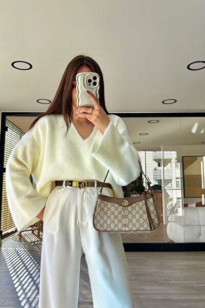 NATUFIAN STORE Women's Basic Pipe Sleeve V-Neck Soft Bearded Oversized Knitwear Sweater