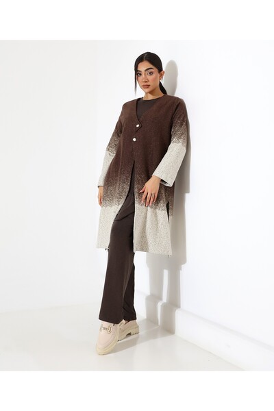 Fi'l Arz Fashion Button Closure Knitted Jacket Three Piece Set