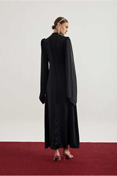 Birgül Bektaş Wide Sleeve Detailed Dress