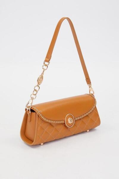 Levidor Chain Strap Detail Shoulder Bag