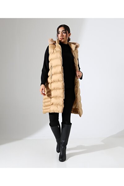 Fi'l Arz Fashion Fur Detail Hooded Plus Size Puffer Vest